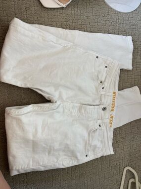 Men’s White Jeans